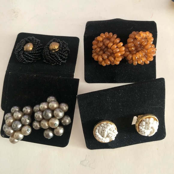 Stylish Black and Gold Earrings Set - Picture 7 of 12